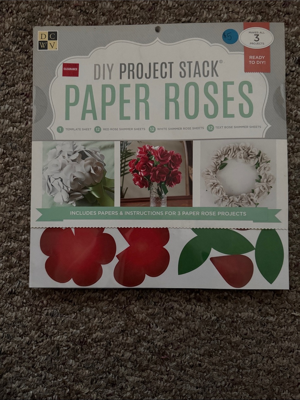 DIY Project Stack Paper Roses Craft Pack — Red & Green - Picture 2 of 3